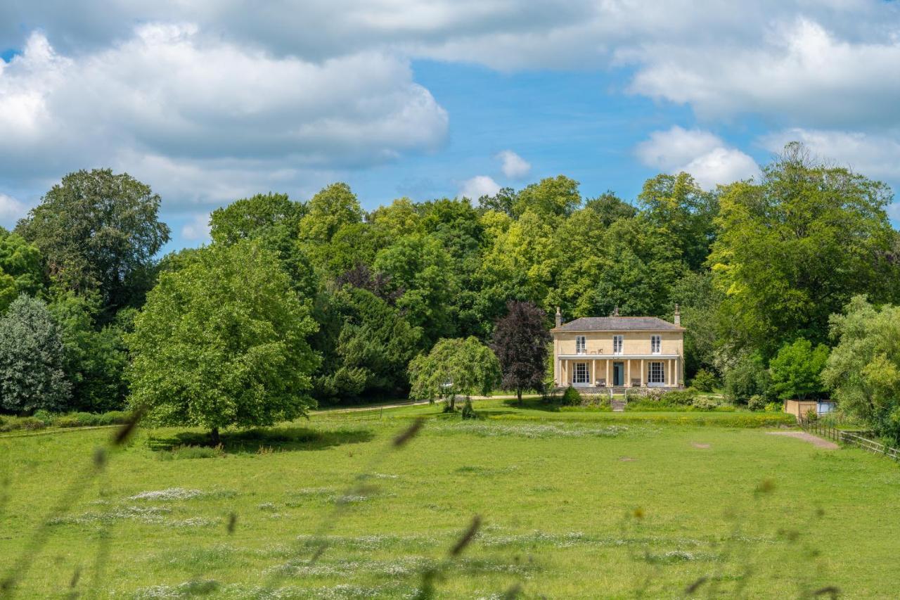 Shrewton Henge Estate - Restored Manor House, Up To 11 En-Suite Bedrooms מראה חיצוני תמונה